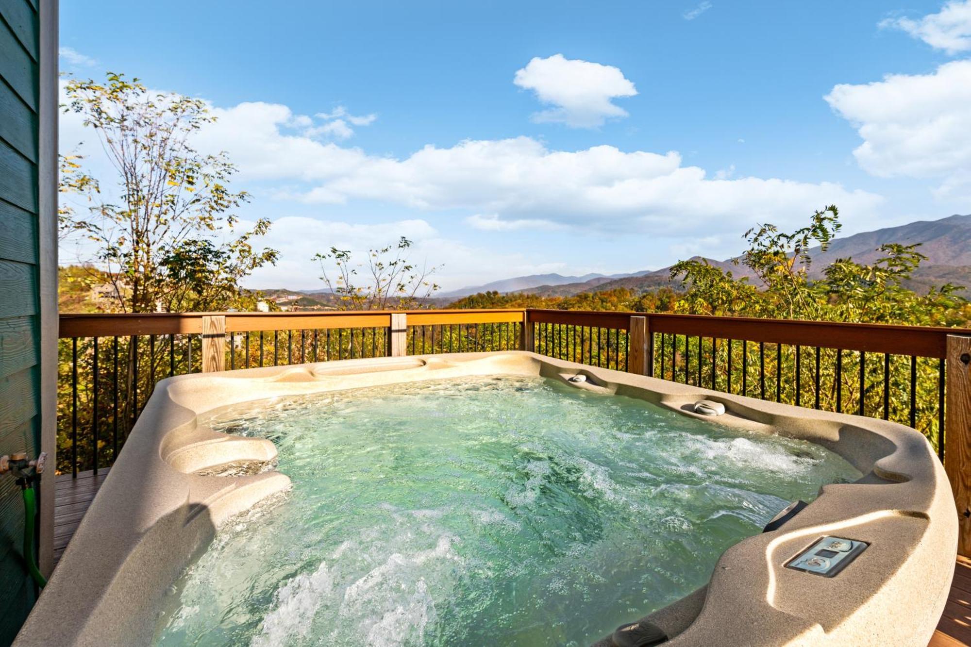 3 Bears Chalet Gatlinburg Εξωτερικό φωτογραφία