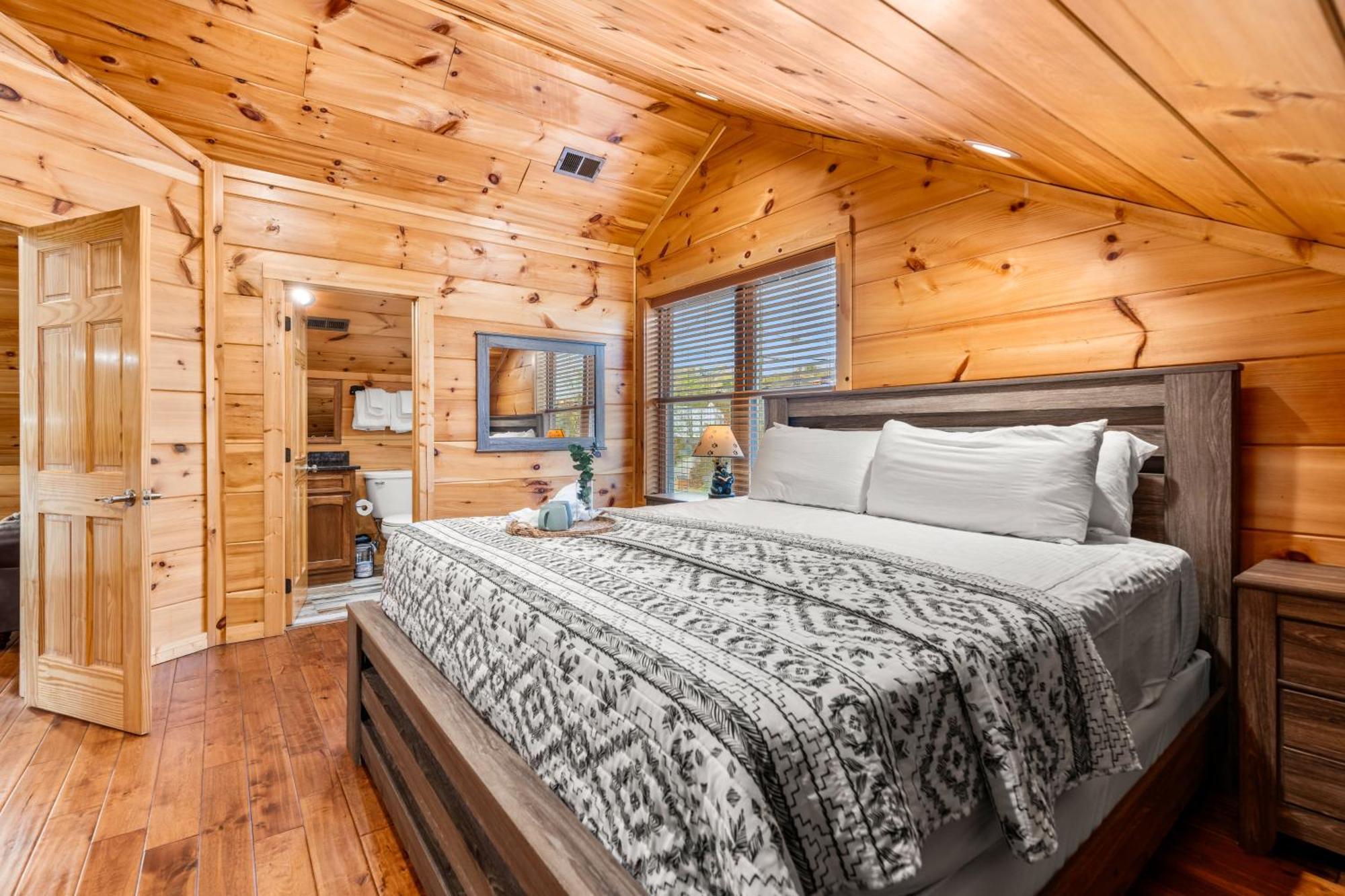 3 Bears Chalet Gatlinburg Εξωτερικό φωτογραφία